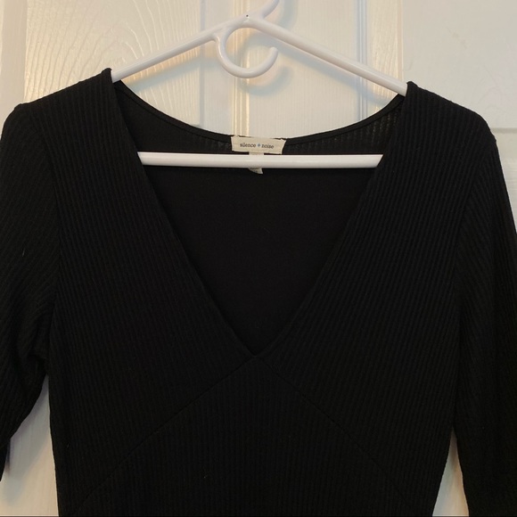 UO silence + noise Deep V Ribbed Mini Dress - Picture 5 of 7